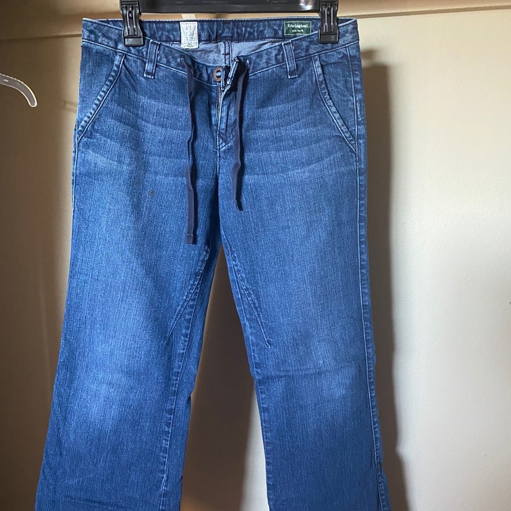 Volcom woman’s wide leg jeans